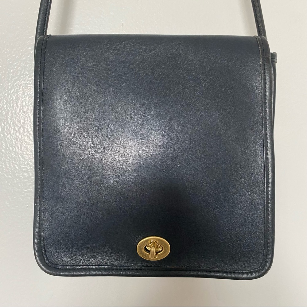 Vintage Coach 9620 Compact Pouch Navy Crossbody Bag